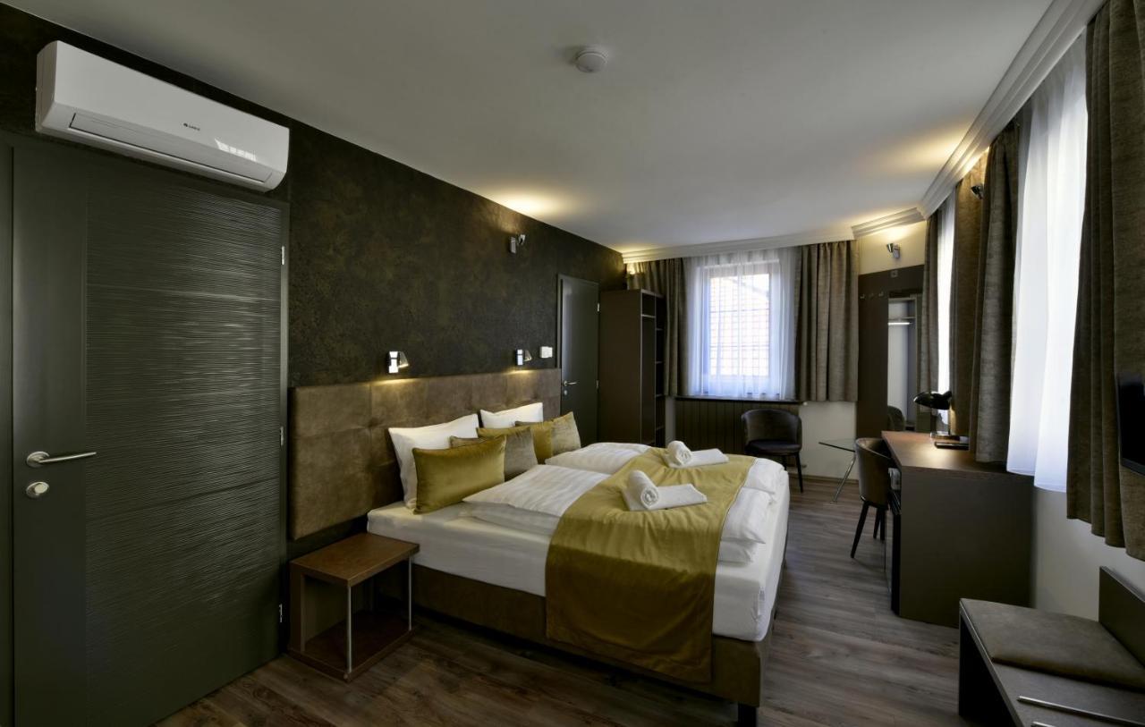 Herbstyle-Minihotel Eger Exteriér fotografie