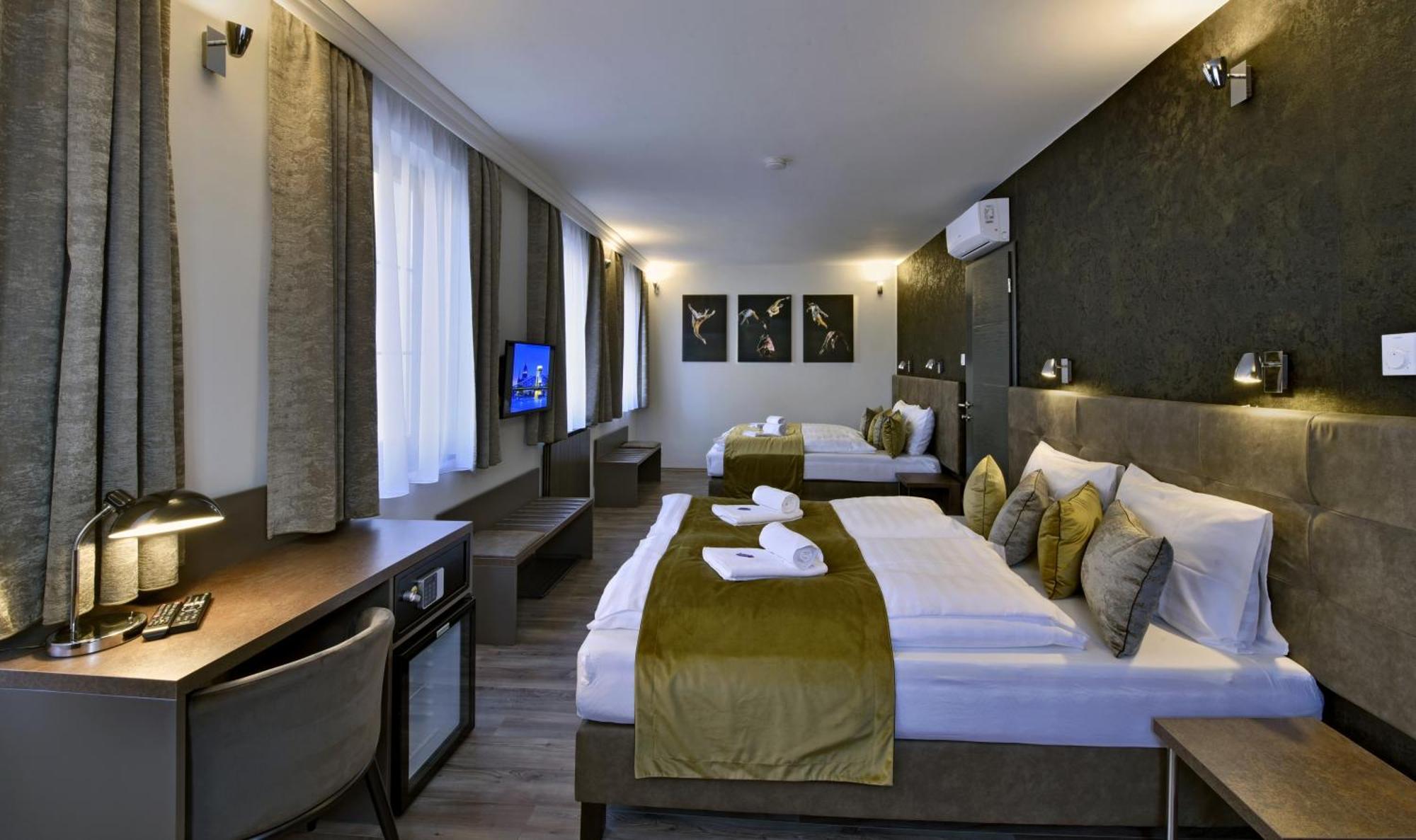 Herbstyle-Minihotel Eger Exteriér fotografie